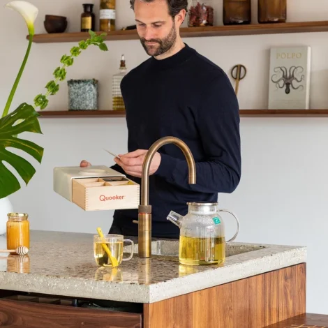 062 Fusion round messing patina Sjoerd teabox 2